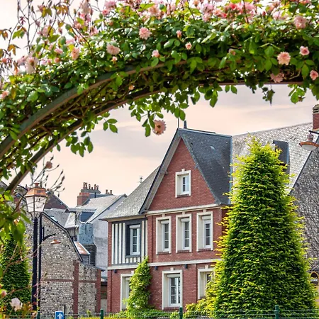 Hotel Les Maisons De Lea & - Radisson Individuals