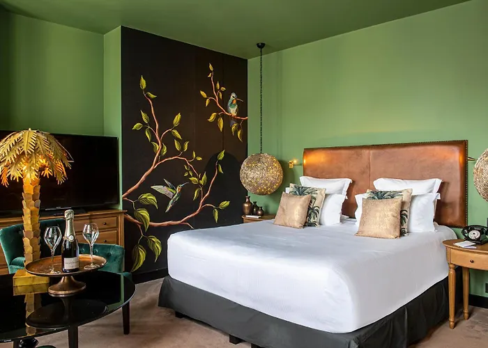 Les Maisons De Lea & - Radisson Individuals 4* Ονφλέρ