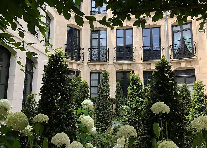 Les Maisons De Lea & - Radisson Individuals Ξενοδοχείο 4*