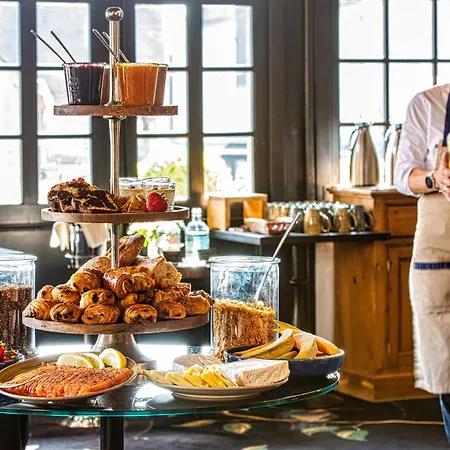 Les Maisons De Lea & - Radisson Individuals فندق