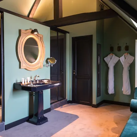 Hotel Les Maisons De Lea & - Radisson Individuals 4*