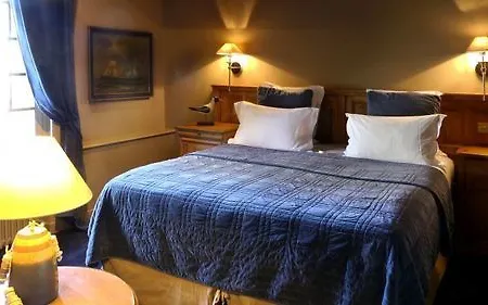 Les Maisons De Lea & - Radisson Individuals فندق أونفلور