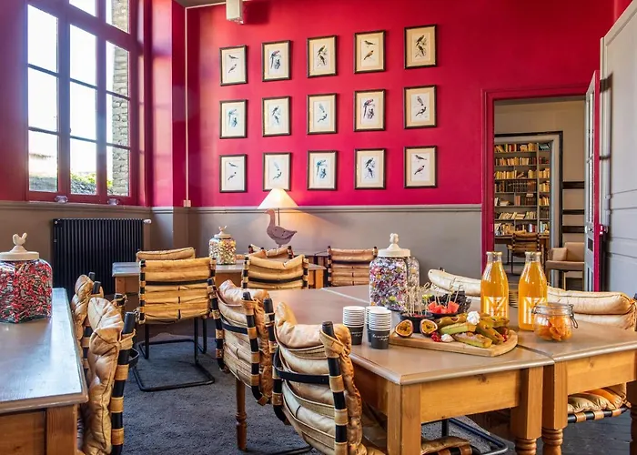 Отель Les Maisons De Lea & - Radisson Individuals 4*