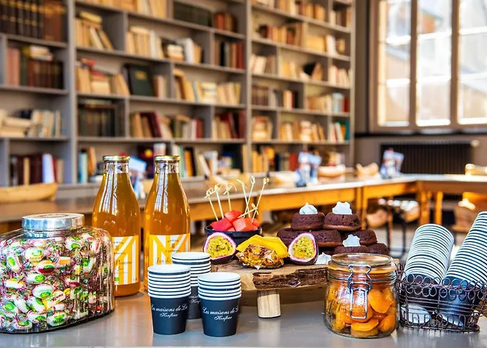 Les Maisons De Lea & - Radisson Individuals Отель 4*