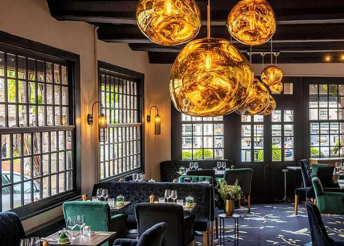 Les Maisons De Lea & - Radisson Individuals Отель Онфлёр